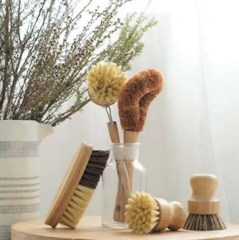 How to Choose the Right Kitchen Cleaning Brush for an Eco Conscious Home