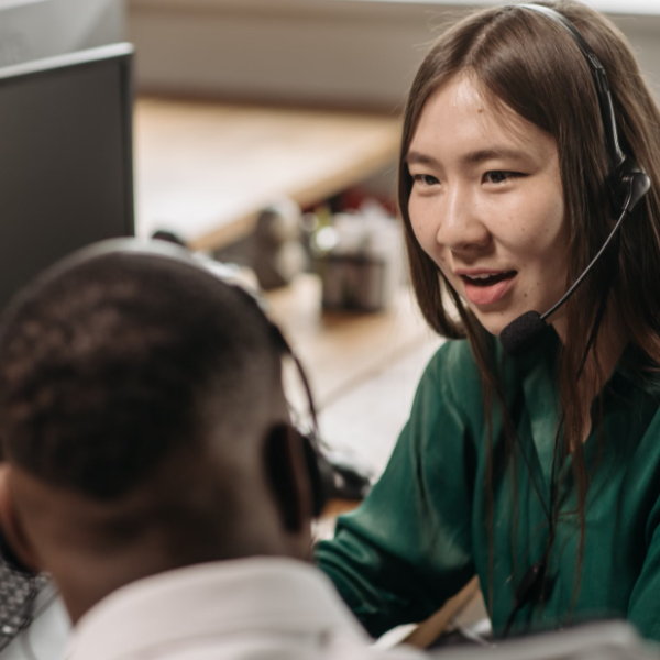 How Multilingual Support Hubs Deliver 22+ Languages Without Losing Brand Voice
