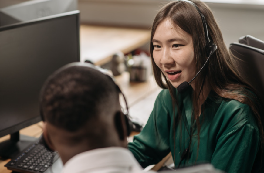 How Multilingual Support Hubs Deliver 22+ Languages Without Losing Brand Voice