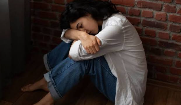 Schizoaffective Disorder: Symptoms, Types & Care