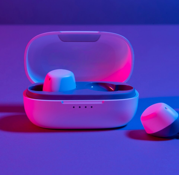 The Revolution in Audio Technology: Wireless Earbuds