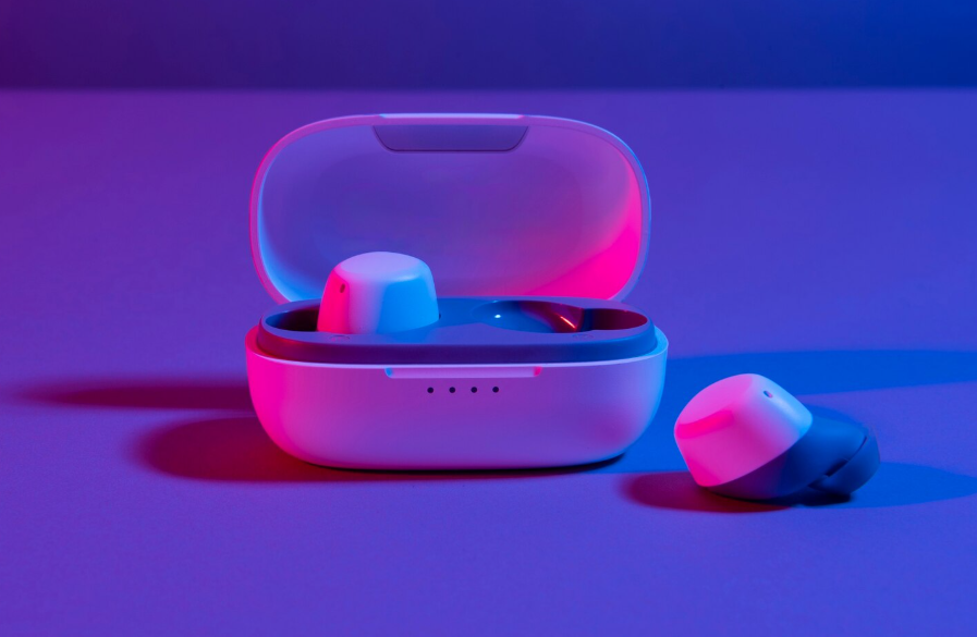 The Revolution in Audio Technology: Wireless Earbuds