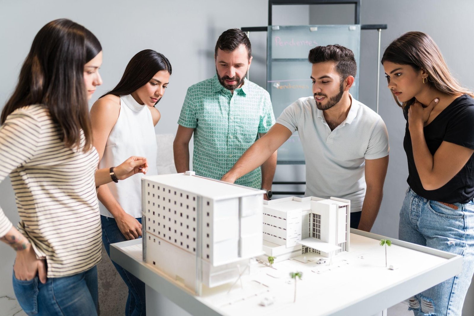 Building Your Ideal Home with a Custom Home Builder Port Macquarie